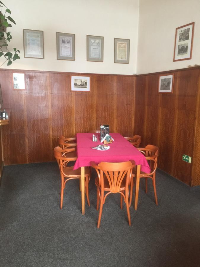 Hotel Dvorak Chrast Екстериор снимка